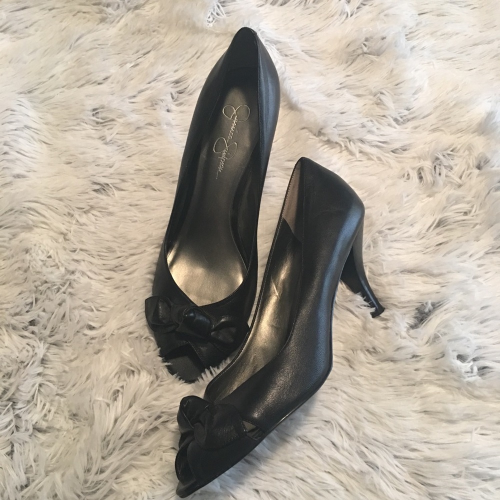 Black Peep Toe Bow Jessica Simpson Kitten heels